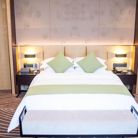Leshan Ramada Hotel Dış mekan fotoğraf