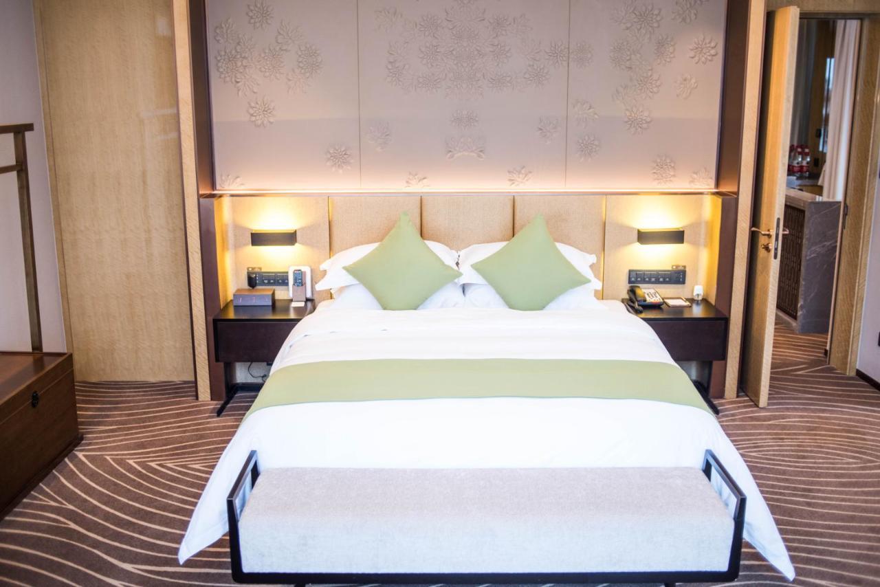 Leshan Ramada Hotel Dış mekan fotoğraf