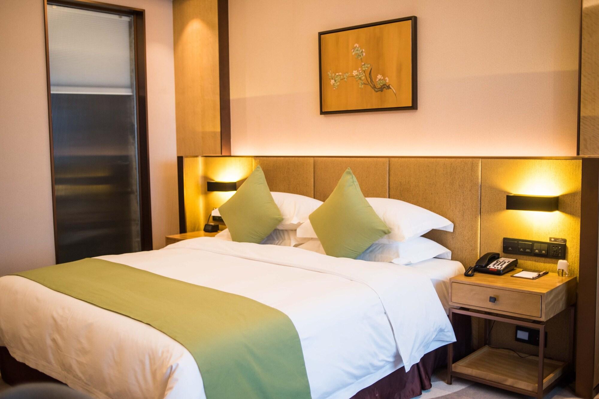 Leshan Ramada Hotel Dış mekan fotoğraf