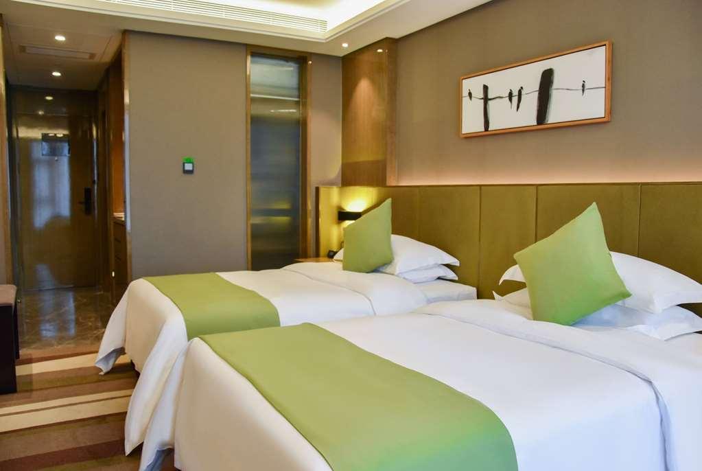 Leshan Ramada Hotel Oda fotoğraf