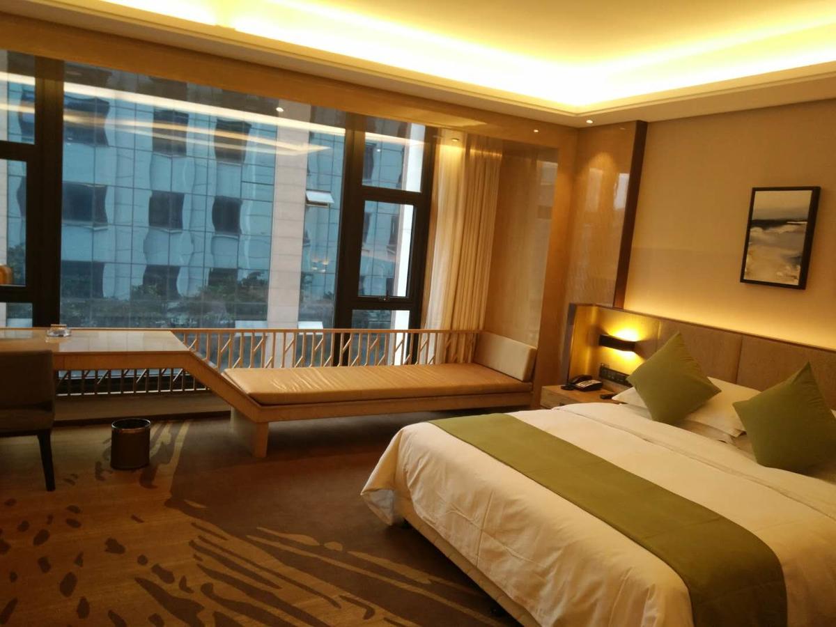 Leshan Ramada Hotel Oda fotoğraf