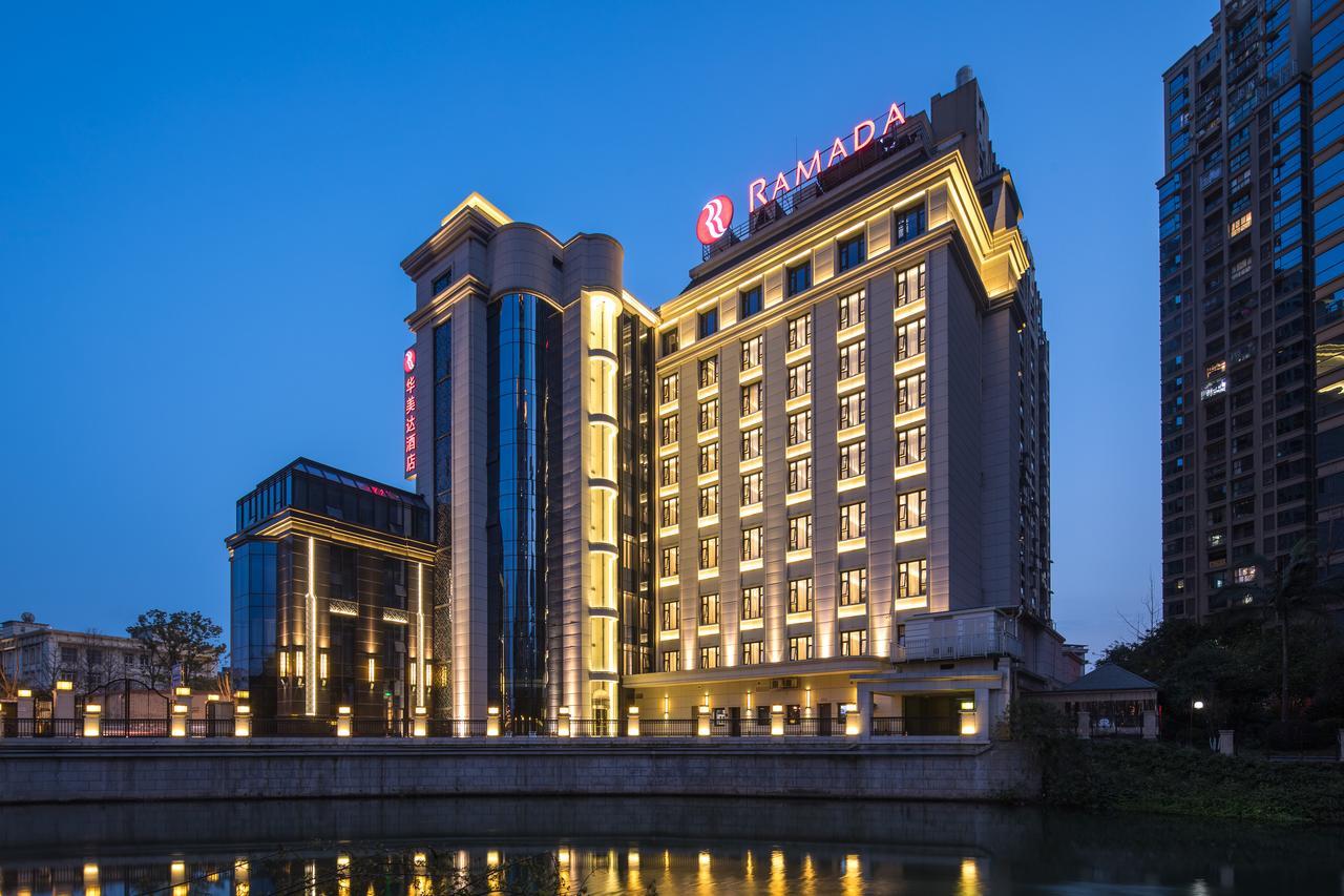Leshan Ramada Hotel Dış mekan fotoğraf