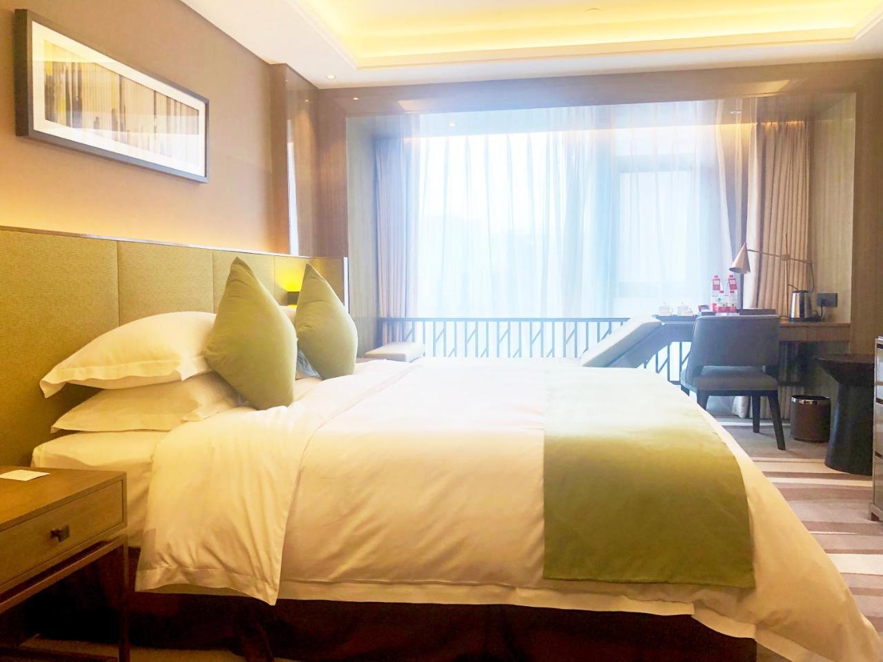 Leshan Ramada Hotel Dış mekan fotoğraf